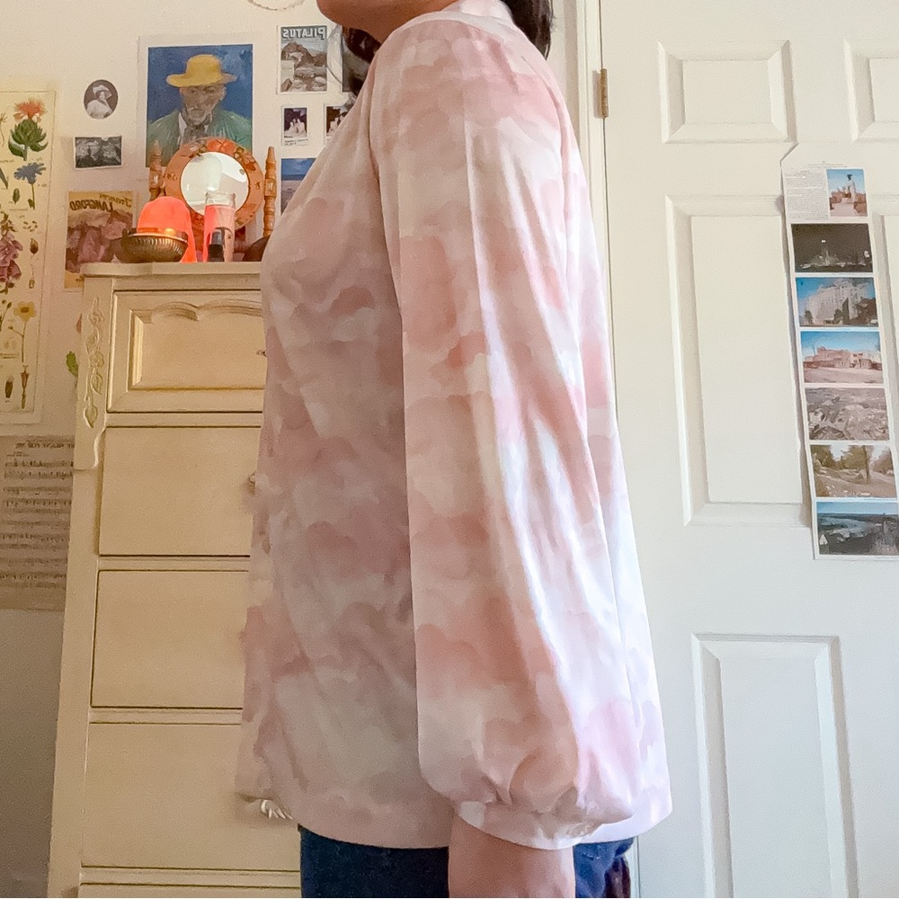 1970s Pink Cloud Novelty Print Button-Up - Picture 5 of 9